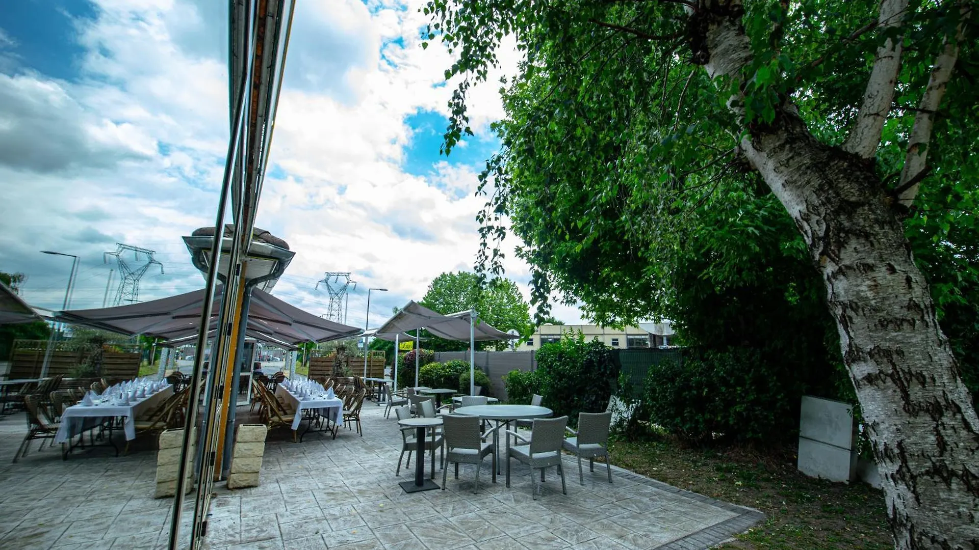 Logis Hotel - Le Relais Du Parisis Villeparisis 2*,  Frankreich
