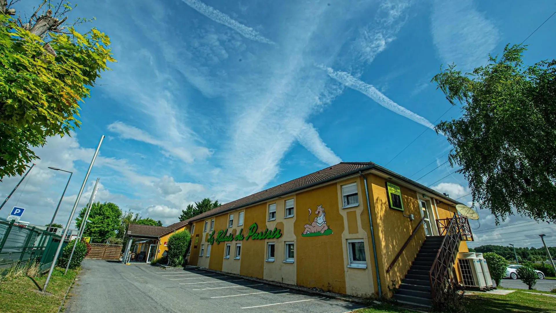 Logis Hotel - Le Relais Du Parisis Villeparisis